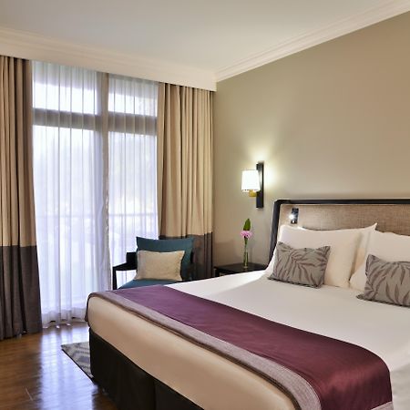 Avani Gaborone Resort & Casino Extérieur photo