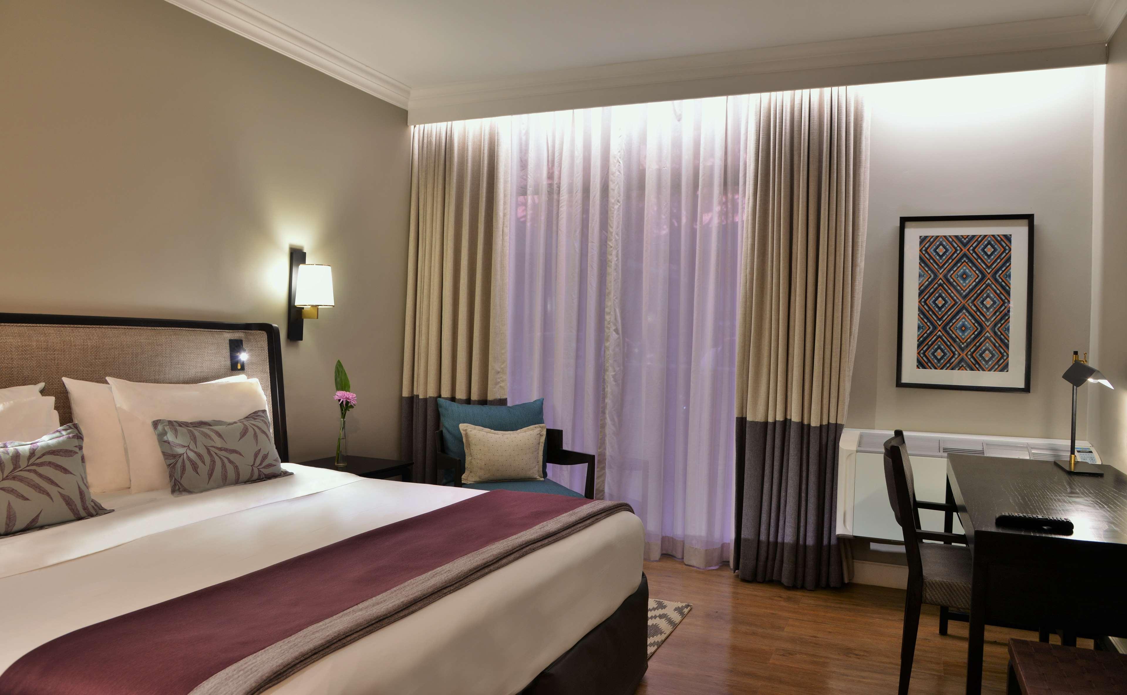 Avani Gaborone Resort & Casino Extérieur photo
