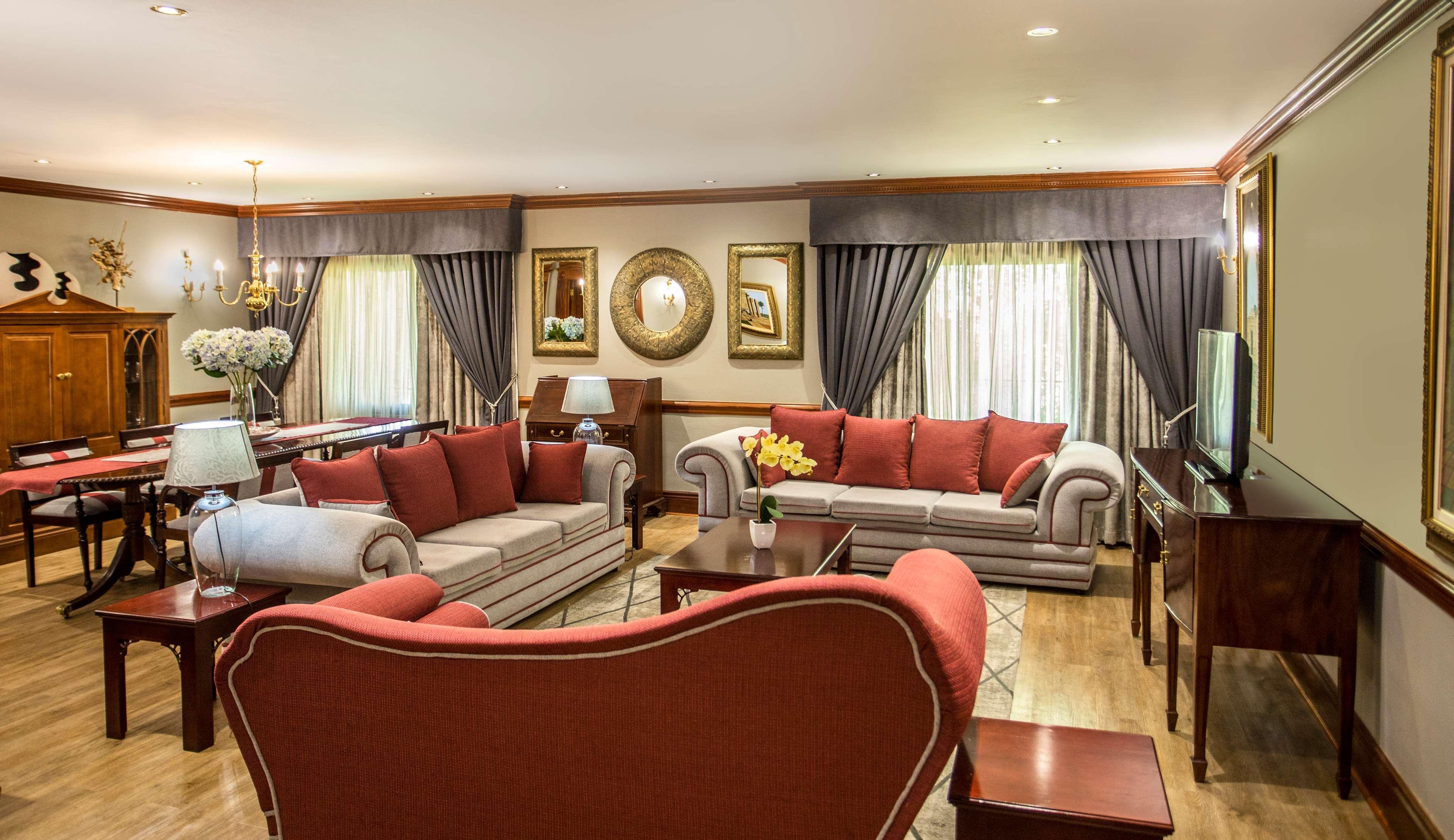 Avani Gaborone Resort & Casino Extérieur photo