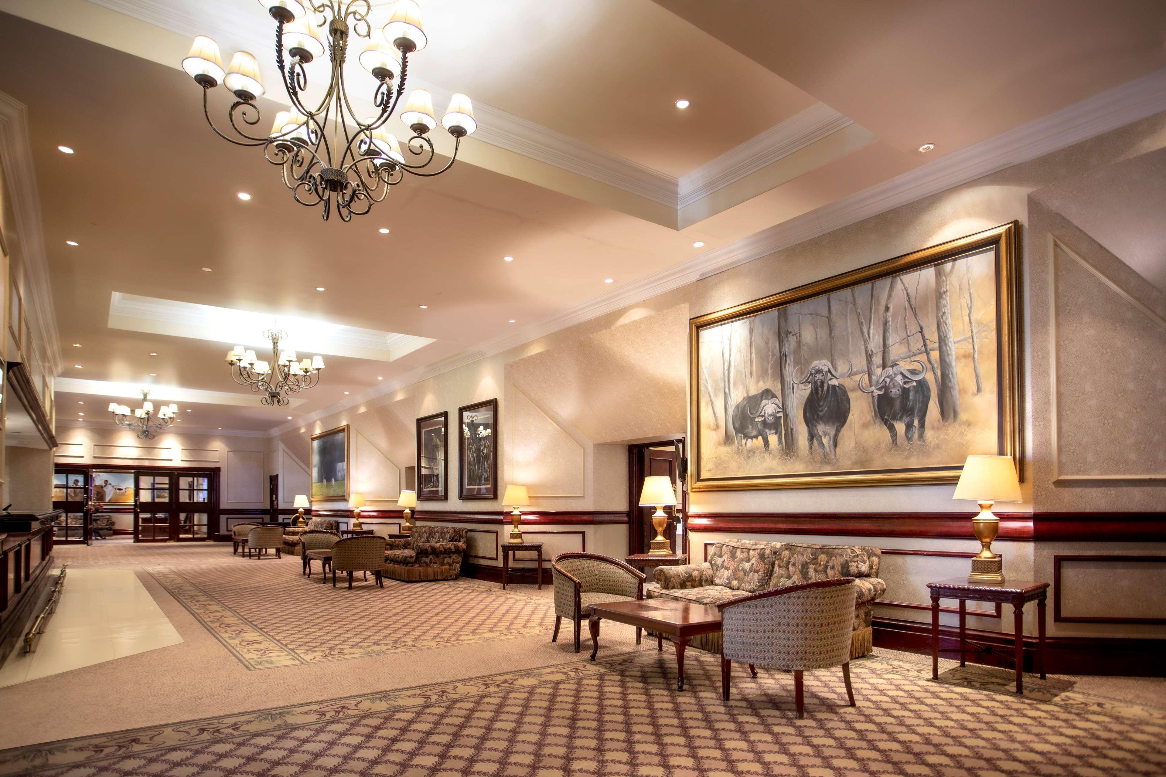 Avani Gaborone Resort & Casino Extérieur photo