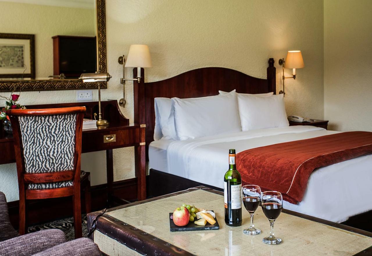 Avani Gaborone Resort & Casino Extérieur photo